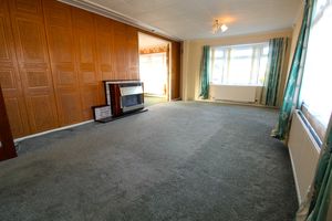 Living Room- click for photo gallery